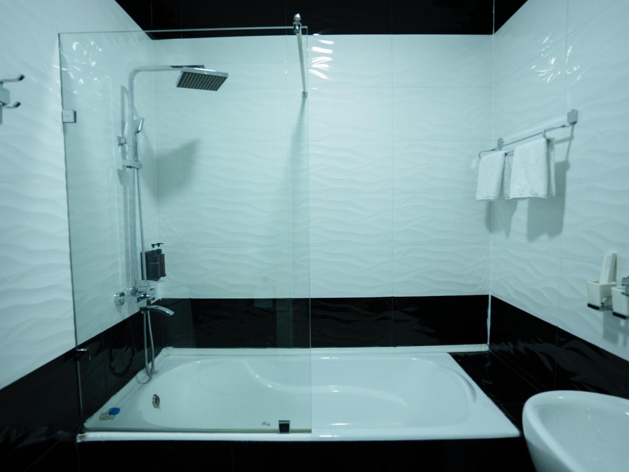 Avant Wellness Hotel Pool&Spa, Free Airport Shuttle Service Taszkent Zewnętrze zdjęcie